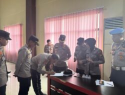 Kapolres Gowa Pimpin Tes Urine Dadakan Kepada Anggotanya