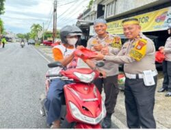 Kapolres Palopo AKBP Safi’i Nafsikin Bersama Ny. Nadia Safi’i Pimpin Langsung Kegiatan Berbagi Berkah Di Bulan Suci Ramadhan
