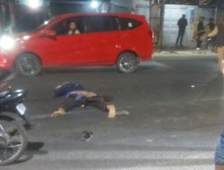 BREAKING NEWS: Kecelakaan Truk Merah dan Motor Vino Terjadi di Depan Masjid Besar Limbung